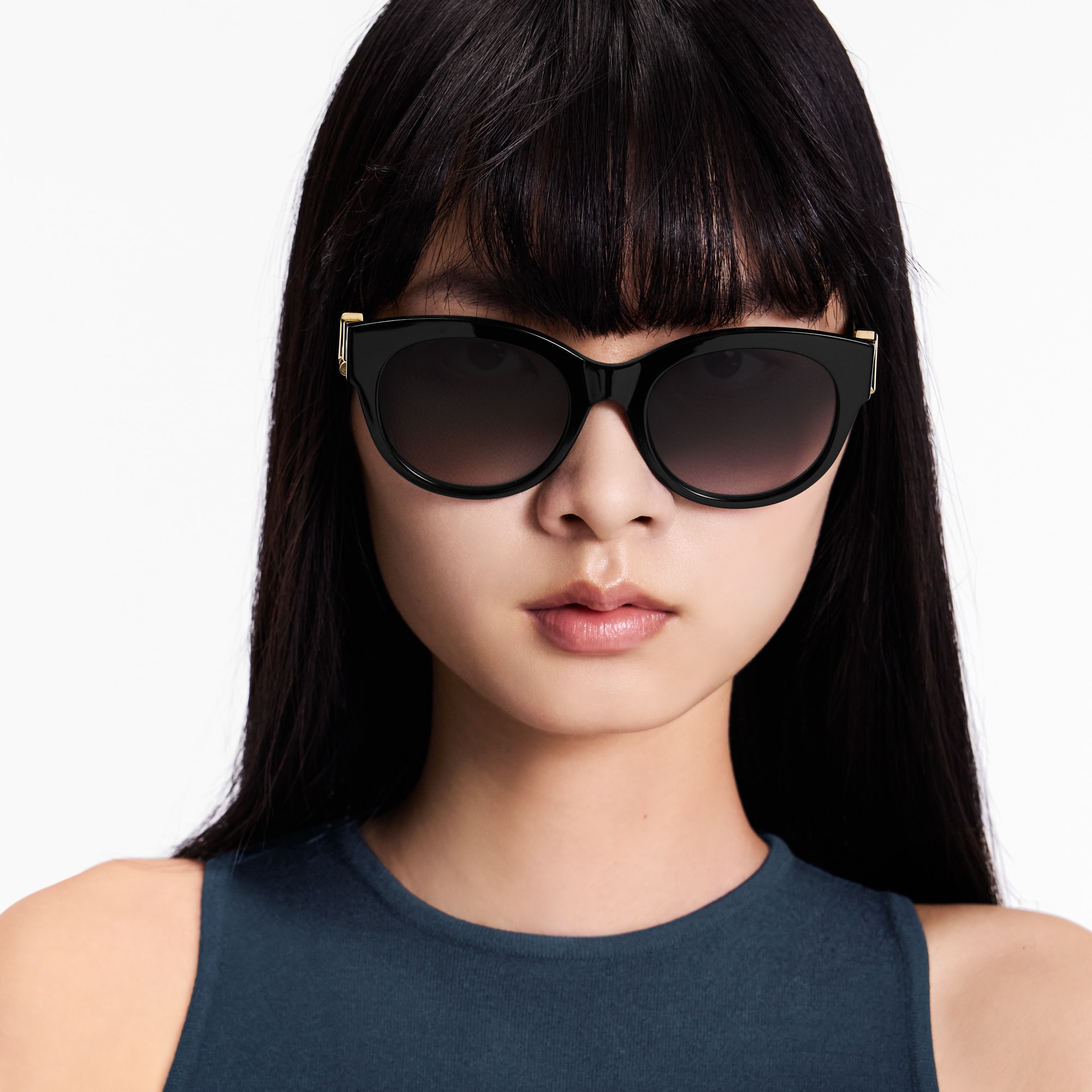 LV GO-14 Round Sunglasses S00 - Accessories Z2378W | LOUIS VUITTON